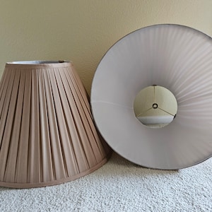 2 Large 18&quot; vintage pleated lampshades in beige color, replacement lampshade, vintage lamps parts, cone lampshade, golden beige shade