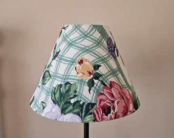 Flowered lampshade, clip on lampshade, small lampshade, custom lampshade, handmade lampshade, lampshade with flowers