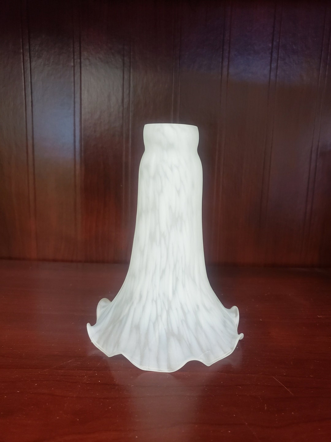 Large Replacement Lily Glass in White, Lily Glass, Vintage Glass