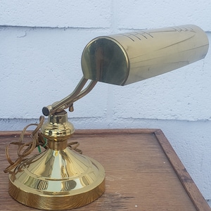 Vintage piano lamp in polished brass, desk lamp, library lamp