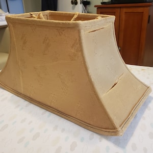 Custom lampshades, lampshade recovering, handmade lampshades, lampshade repair, shade relining, home decor, vintage lampshades