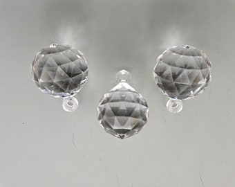 Set of 3 Acrylic "crystal" balls