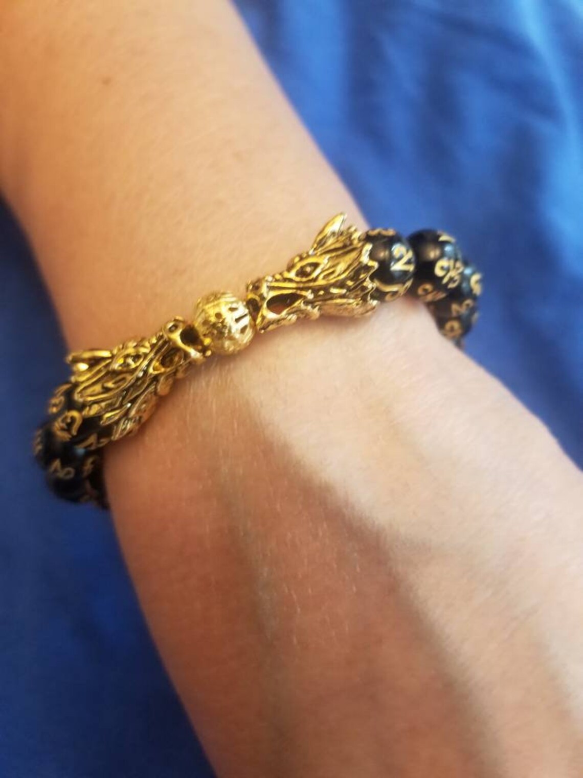 Mens or Ladies Lucky Feng Shui Bracelet With Dragon Heads. Good Luck