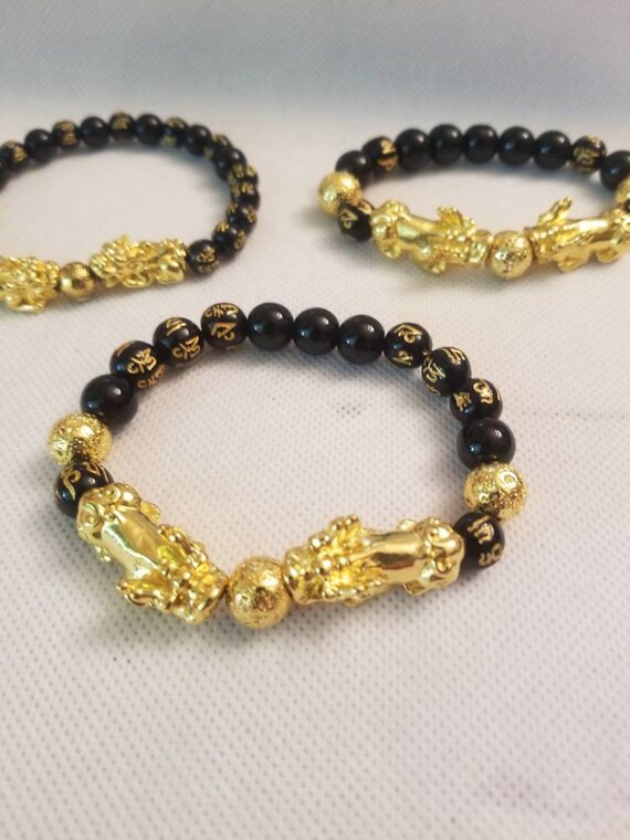 Mens or Ladies Lucky Feng Shui Bracelet With 2 Dragons. Good Luck