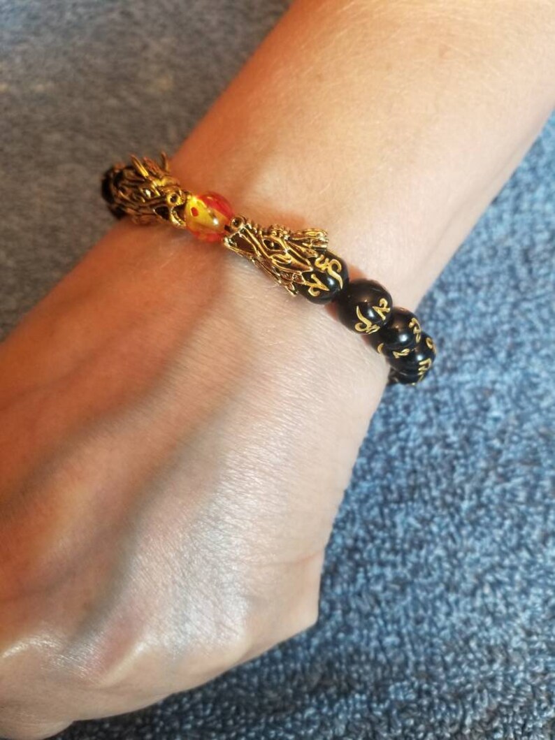 Mens or Ladies Lucky Feng Shui Bracelet With Dragon Heads and Gold