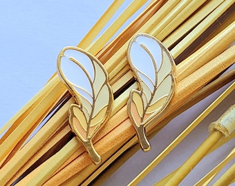 Enamel Pin Board Filler Set - Angel&#39;s Plume