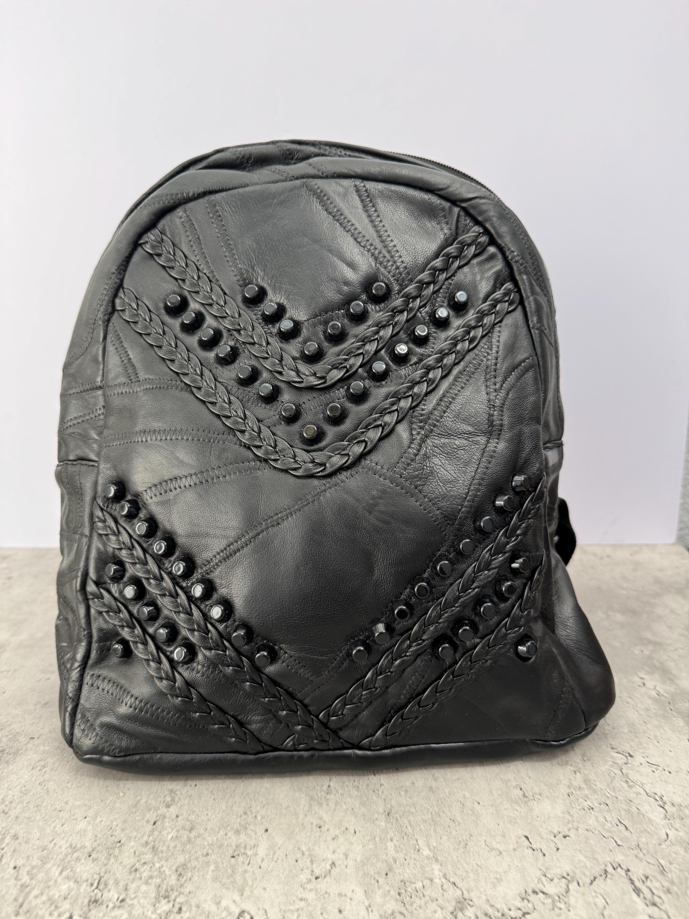 charm studs chain leather backpack 地雷 Women Girl Y2K Style Metal Punk Chain Shoulder Bags PU