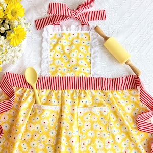 Yellow Daisy Girls Apron, Matching Apron, Afternoon Tea Apron