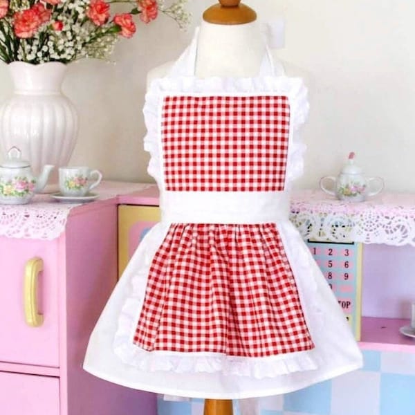 Girls Apron, Christmas Apron, Red Plaid Apron, Kids apron, Red Riding hood, Gingham apron,