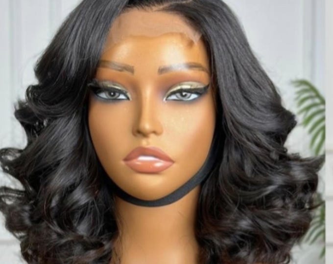 Black Body Wave Human Hair Wig, 12 inch Bob, Lace Closure