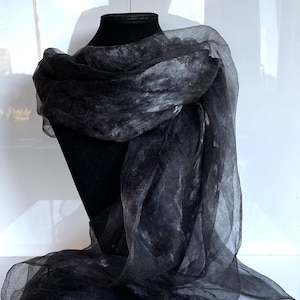 Handpainted pure silk crushed organza scarf - Black/white