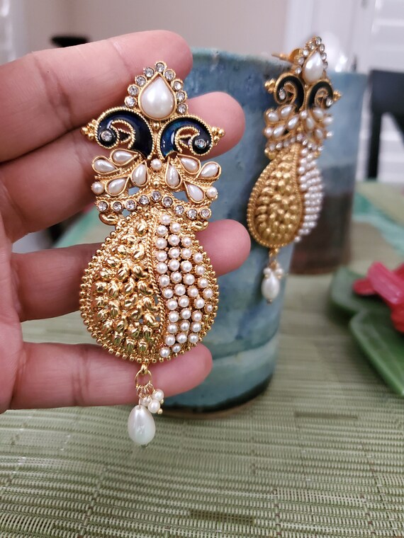 Aggregate more than 221 big earrings for women super hot