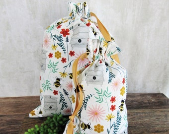 ECO-Friendly Gift Bags, BEE & FLOWER Print Gift Bags, Drawstring Gift Bags, Free Gift Tag!