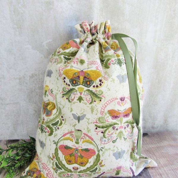 ECO-FRIENDLY Gift Bags, BUTTERFLY Print Fabric Gift Bag, Colorful Butterfly Print Cloth Gift Bags, All Occasion Drawstring bags