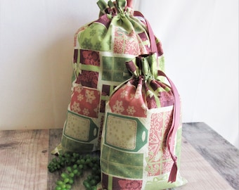 Reusable Fabric Gift Bags, Rose Green Holiday Print, Eco-Friendly