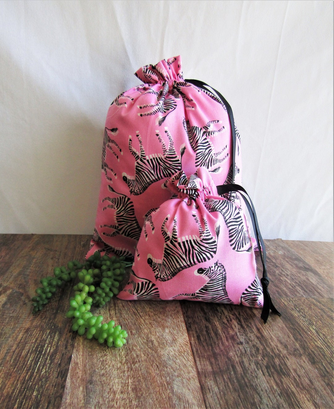 ECOFRIENDLY Gift Bags, ZEBRA Print Fabric Gift Bag, Pink Zebra Print