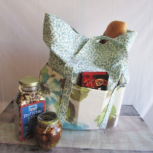 FLORAL PRINT Market Bag with POCKETS, Blue/Green Fabric Tote Bag, Eco-Friendly Reuseable Cloth Grocery/Book/Shopping Bag