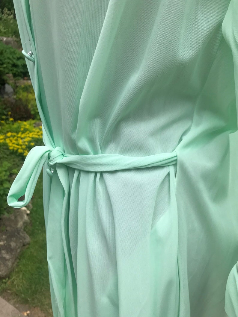 Vintage Maxi Robe Housecoat Mint Green Semi Sheer Size L/XL Daisy Fresh image 7