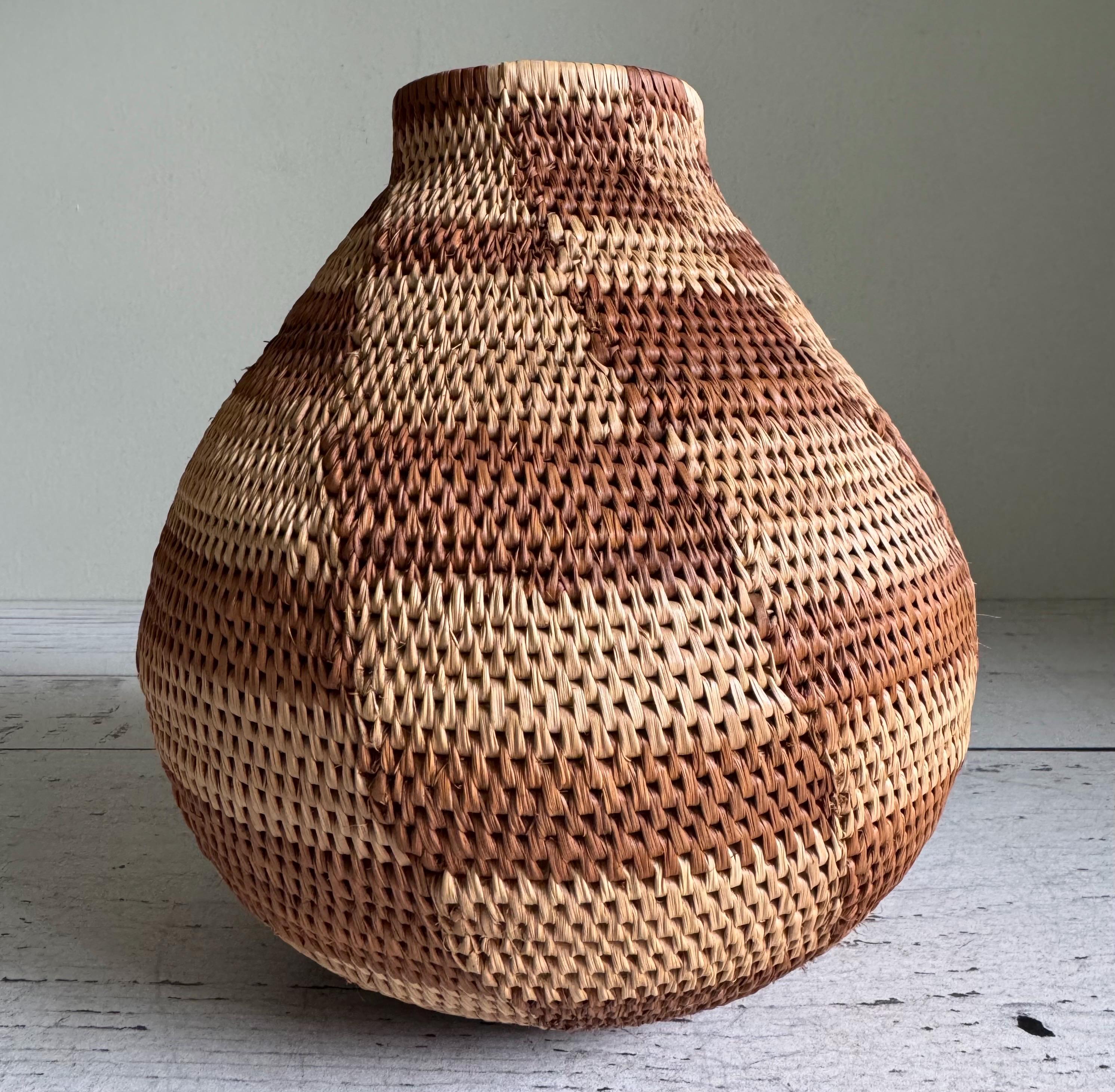 Zimbabwe Natural Vase Designer Basket L 【公式通販】