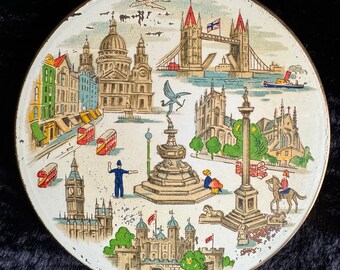 Vintage 50s Powder Compact | Le Rage London Scenes