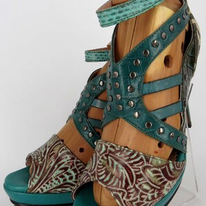 Green High heels, Leather High Heel, Tribal Shoes, Handmade Shoes, Peep Toe Heels, Pumps Size 8, Italian Leather Shoes, Designer Heels Women image 4