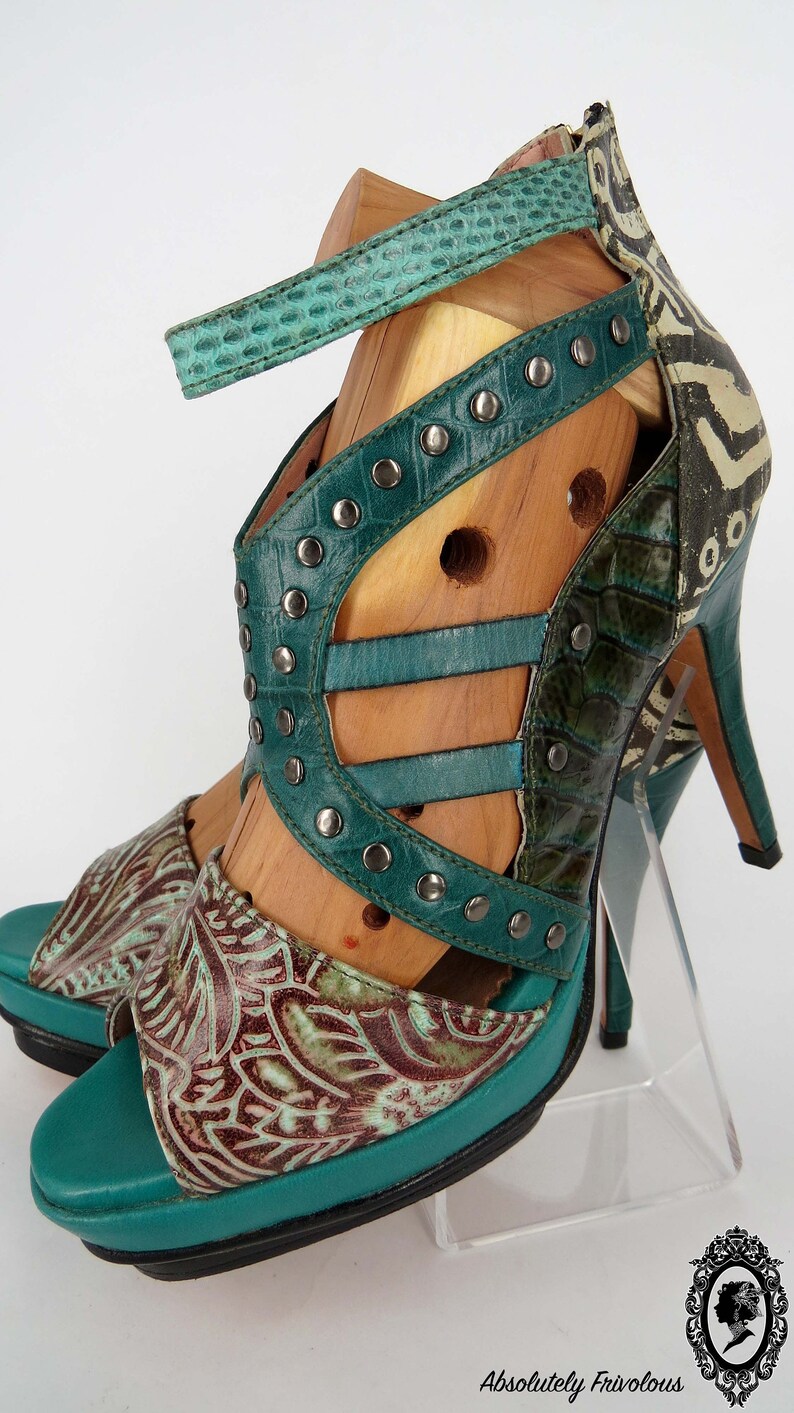 Green High heels, Leather High Heel, Tribal Shoes, Handmade Shoes, Peep Toe Heels, Pumps Size 8, Italian Leather Shoes, Designer Heels Women image 5