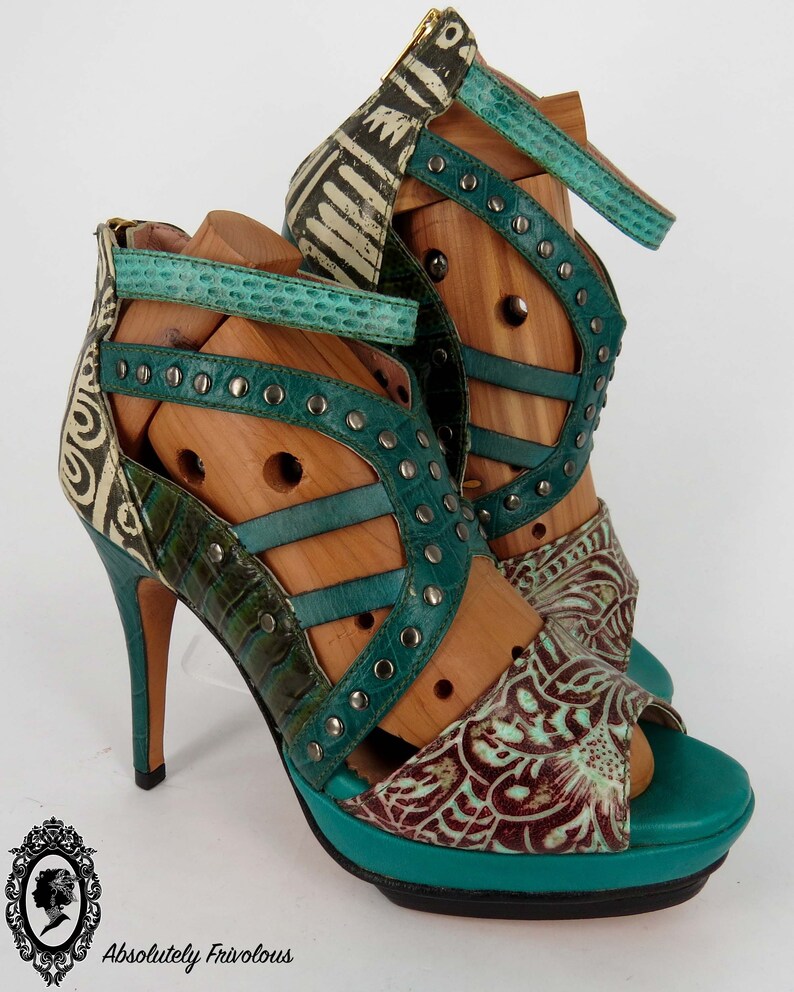 Green High heels, Leather High Heel, Tribal Shoes, Handmade Shoes, Peep Toe Heels, Pumps Size 8, Italian Leather Shoes, Designer Heels Women image 2