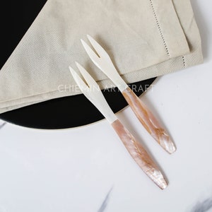 Mother of Pearl Small Fork, Seashell Fork, Natural Personalized Utensils, Eco friendly Tableware and dinnerware