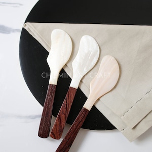 Mother of Pearl l Seashell Spreader With Brown Horn Handle, Mother of pearl knife, Seashell Knife, Cheese knife