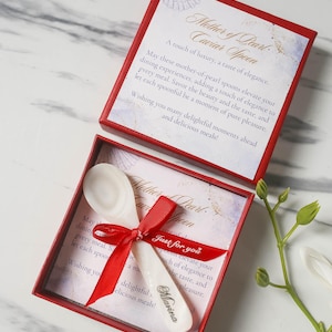 Personalized Mother of Pearl Caviar Spoon Gift, Seashell Spoon, Gift for her, Eco-friendly Tableware and dinnerware,Fine dining Gift for him