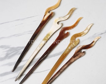 Horquillas de cuerno natural, horquillas de cuerno de búfalo, sujetador de moño, horquilla minimalista de dos puntas, sujetador de coleta minimalista/Regalo para ella