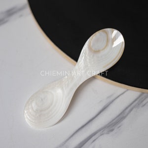 Personalized Mother of Pearl Seashell Caviar Spoon, Natural Personalized Utensils, Eco friendly Tableware and dinnerware