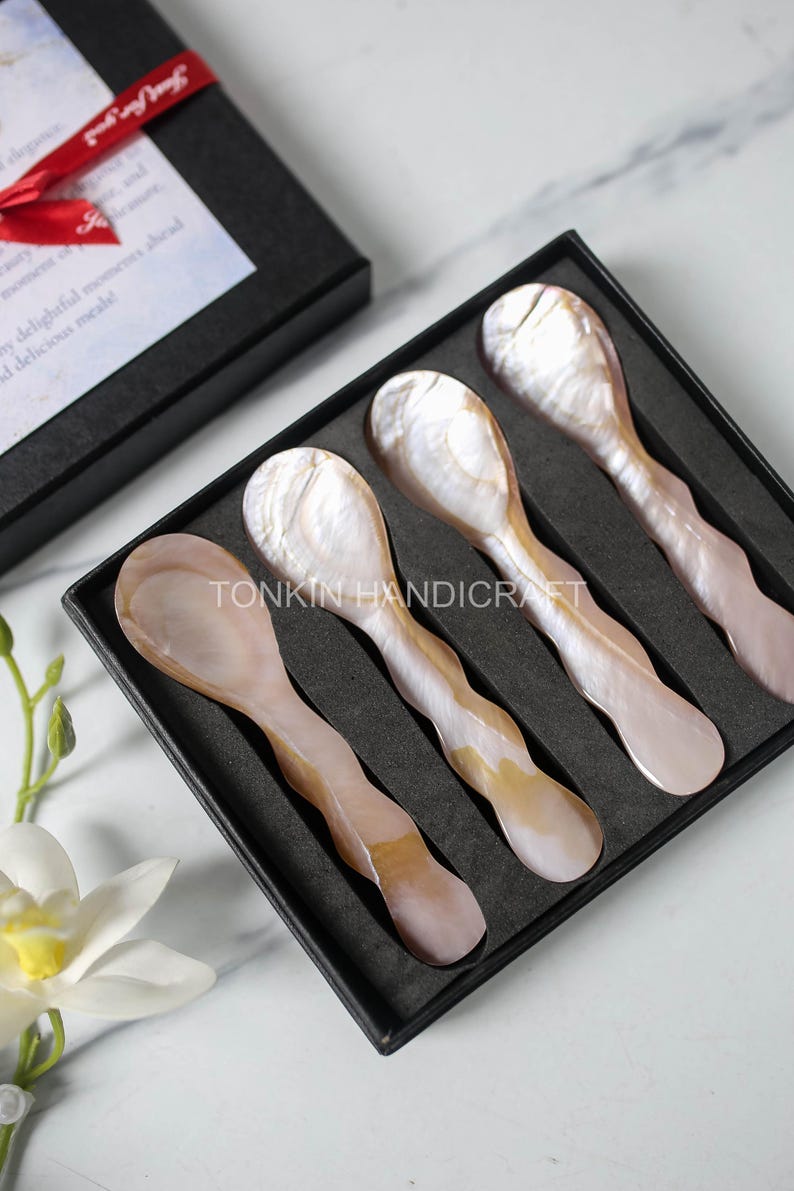 Spoon Gift Box Personalized Mother of Pearl Caviar Spoon Gift Box, Seashell Spoon Gift ...