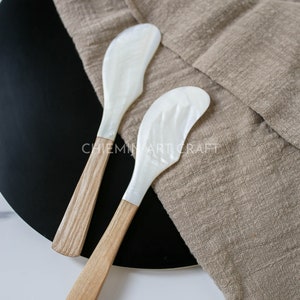 Mother of Pearl l Seashell Spreader With Black or Brown Horn Handle, Mother of pearl knife, Seashell Knife, Cheese knife