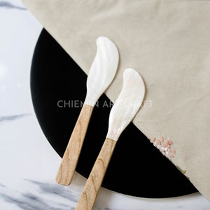Mother of Pearl l Seashell Spreader With Brown Horn Handle, Mother of pearl knife, Seashell Knife, Cheese knife