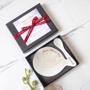 Personalized Mother of Pearl Caviar Spoon & Plate Gift Box, Seashell Spoon Gift, Gift for him,Gift for Chef, Customized eco-friendly gift