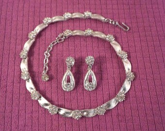 Vintage TRIFARI Alfred Philippe Rare Birthday Clear Rhinestone Ribbon Necklace and Clip Earrings Silver Tone T14