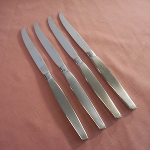 Vintage Oneida Community FROSTFIRE Stainless Hollow Handle Steak Knife Set of 4 HH4