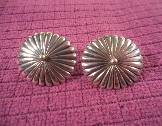 Southwestern Native Style Concho Fluted Sunburst Daisy Sterling Silver Earrings Unique SM3