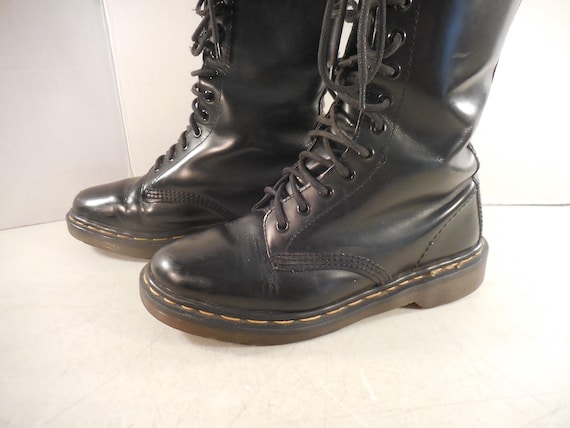 Doc Dr. Martens England 1914 Leather 14 Eyelet Women s Air Cushion Boots UK 6 US8 Etsy