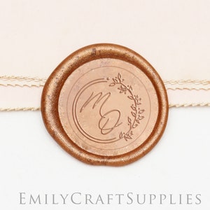 Custom Wax Seal Stamp/Personalized two Initials Wax sealing Stamp with wreath/Wax stamp kit/Invitation Custom Seal Stamp/Wax Stamp Gift Set