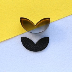 Fustella in acciaio a forma di foglia per tagliare la pelle, fustella in metallo con righello in acciaio personalizzato per orecchini, stampo per fustellatura, artigianato con punzone in pelle
