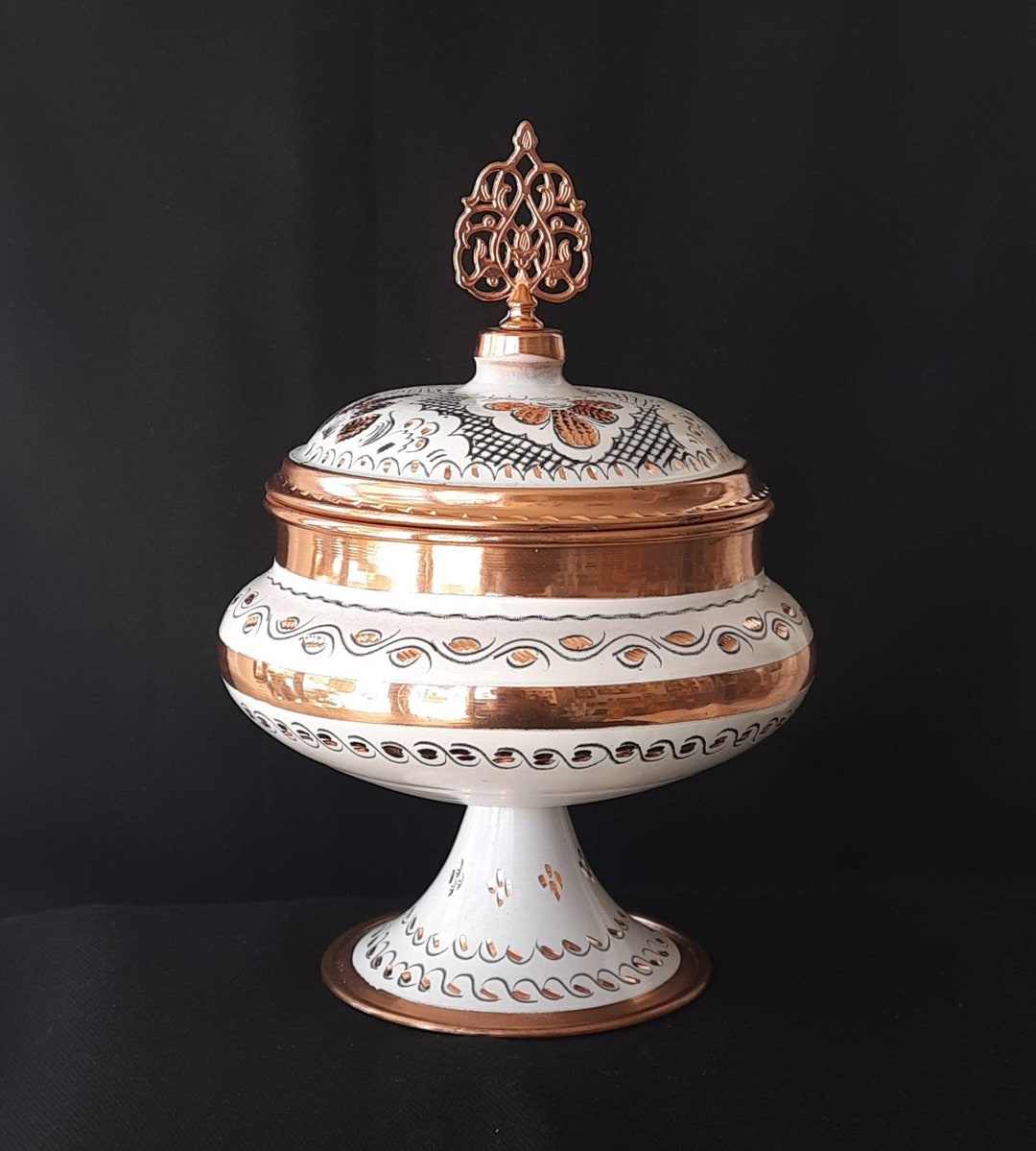 Footed Copper Bowl With Lid Anniversary Gifts Birthday Gift Etsy UK