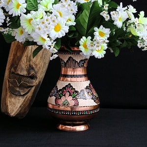 Vase décoratif en cuivre, vase pour fleurs, cadeau pour elle, décor en cuivre rustique, cadeau de mariage, cadeaux pour la maison, pot de fleurs en cuivre, cadeau de fête des mères image 2