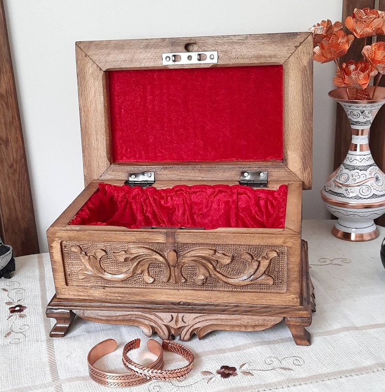 Jewelry box wood, wooden jewelry box, anniversary wife, wooden treasure chest, gift for her, gifts for women, gift for fiancee, new favors image 6