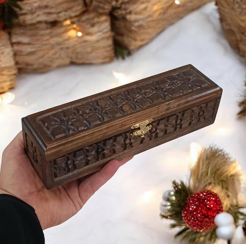 Wooden Jewelry Chest, Handmade Treasure Box, Gifts for Women, Vintage Jewelry Storage Box, Jewelry Box for Watches, Wooden Treasure Chest image 3