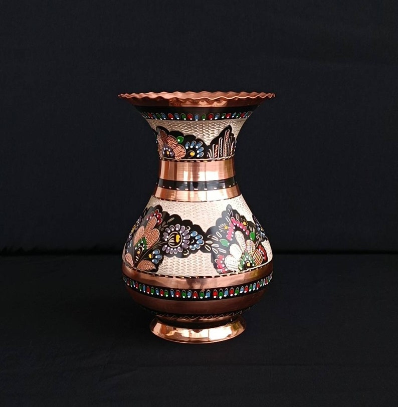 Vase décoratif en cuivre, vase pour fleurs, cadeau pour elle, décor en cuivre rustique, cadeau de mariage, cadeaux pour la maison, pot de fleurs en cuivre, cadeau de fête des mères image 1