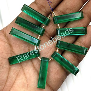 Emarald Gemstone, 10 Pieces, Loose gemstone, Faceted gemstone, Emerald Quartz, Top Drilled gemstone, Emerald Glass, SIze 7x30 mm Emerald