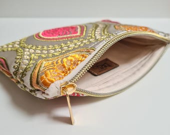 Kleine Kosmetiktasche, Schminktasche, Täschchen aus marokkanischem Brokatstoff -leicht schimmernd