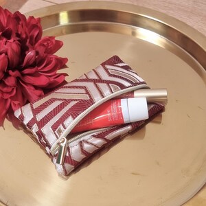 Kleines Täschchen für die Handtasche aus marokkanischem Brokatstoff - leicht schimmernd